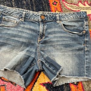 3in denim cutoff shorts